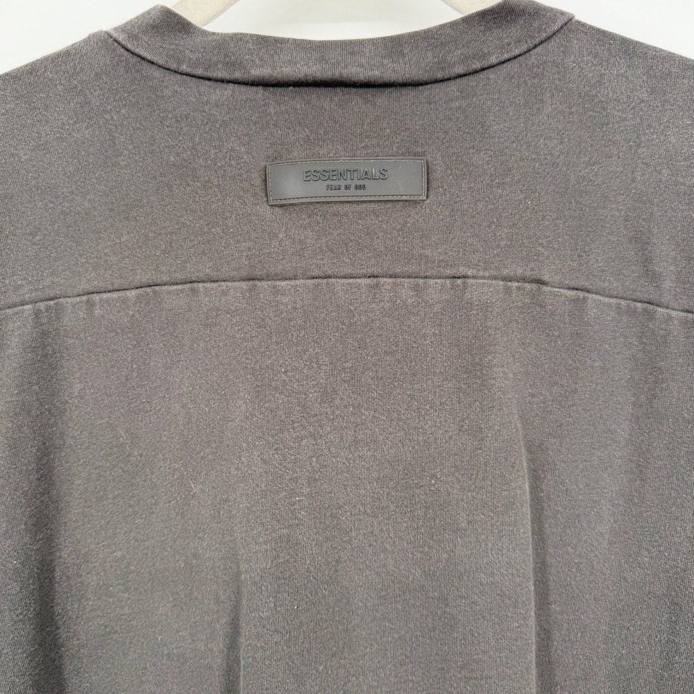 Fear of God Essentials 77 Football Tee Washed Charcoal Grey Cropped Size M - Picture 9 of 13